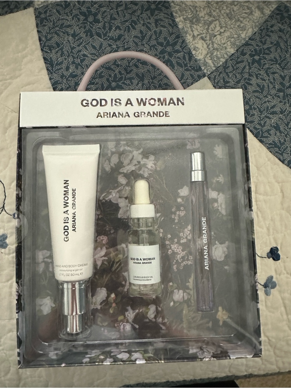 Ariana Grande God Is A Woman Skincare & Fragrance Set